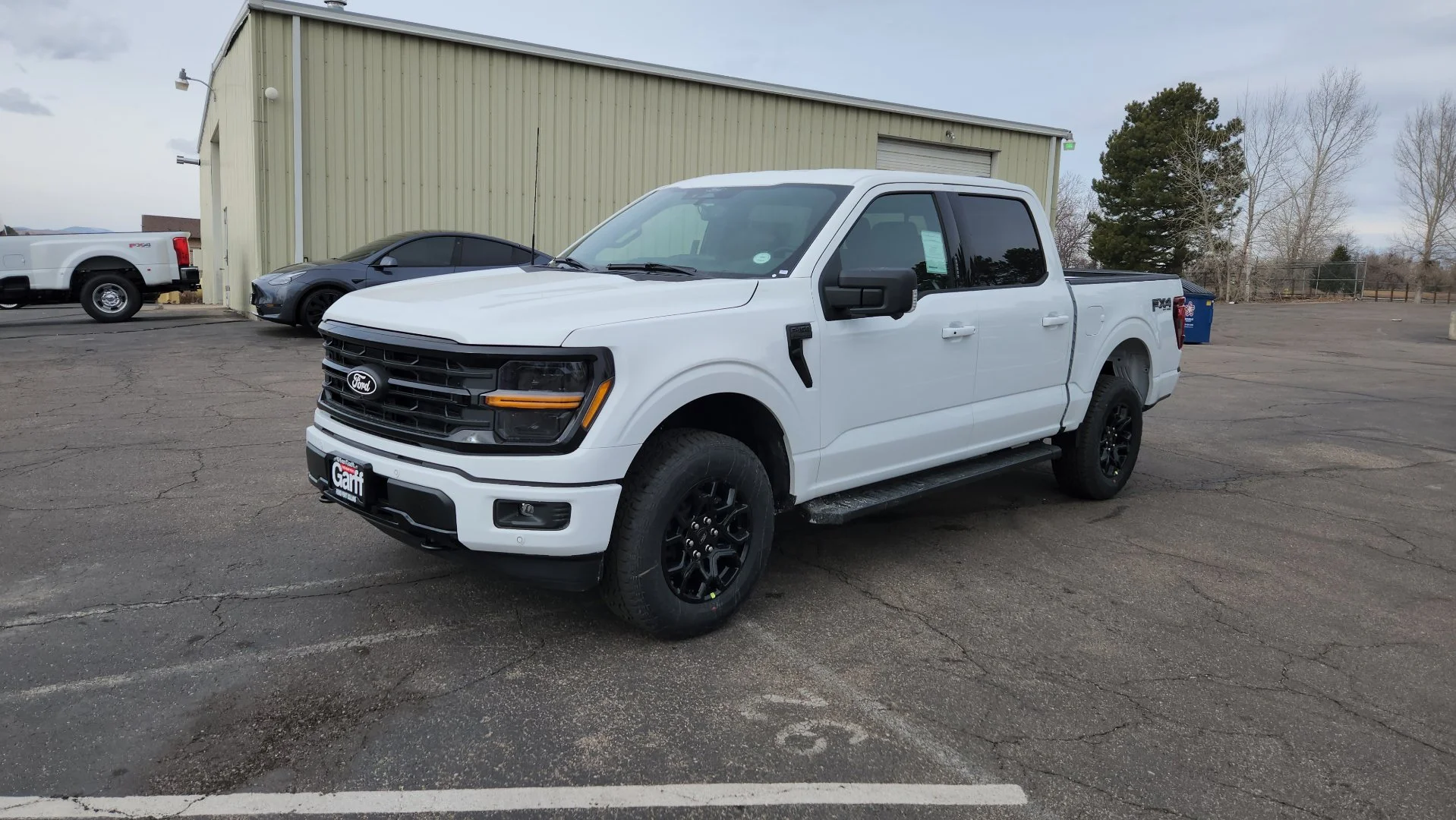 New 2026 Oxford White Ford XLT image 3