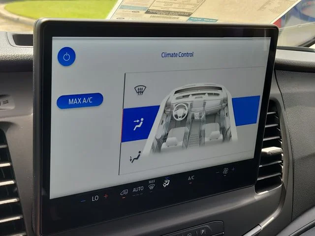 New 2026 Oxford White Ford Base image 22