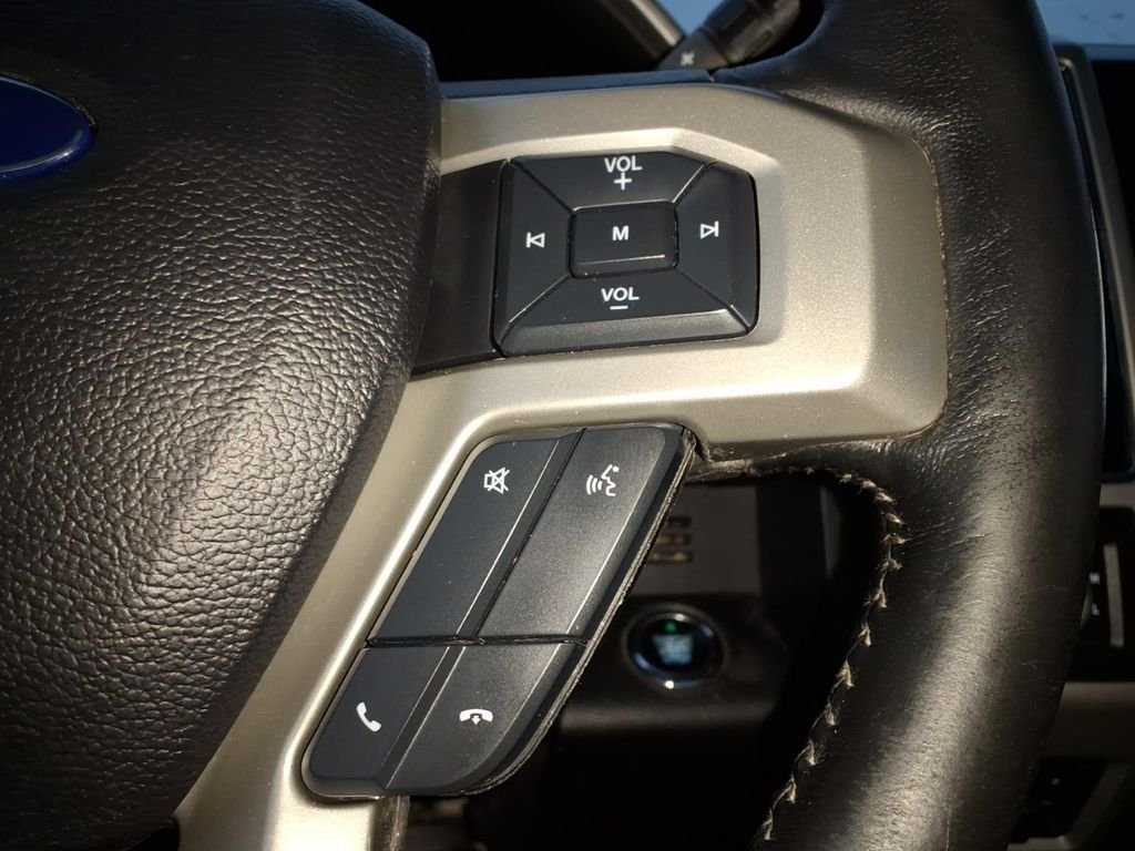 Used 2021 White Metallic Ford Lariat image 20