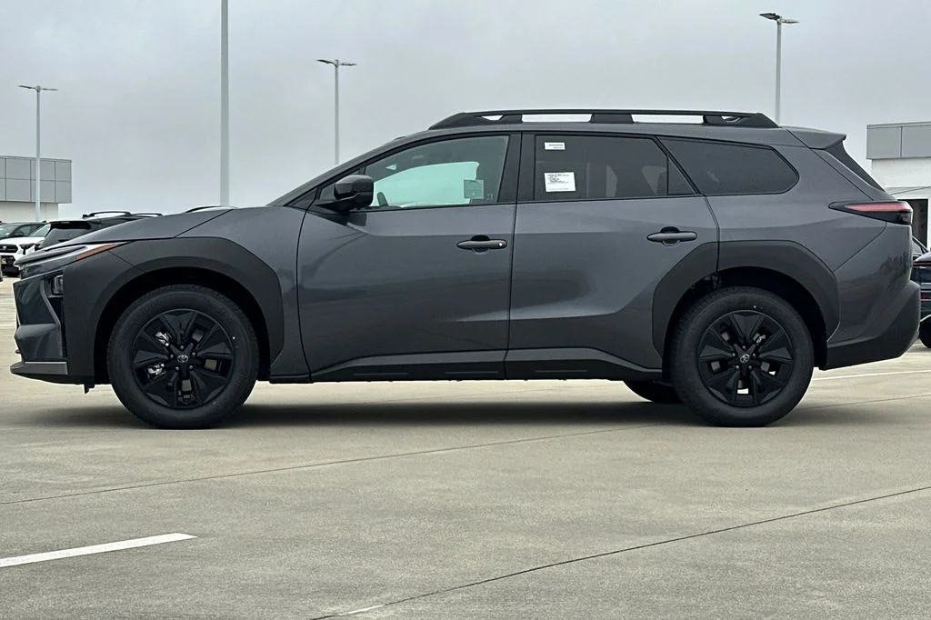 New 2026 Pavement Toyota  image 7