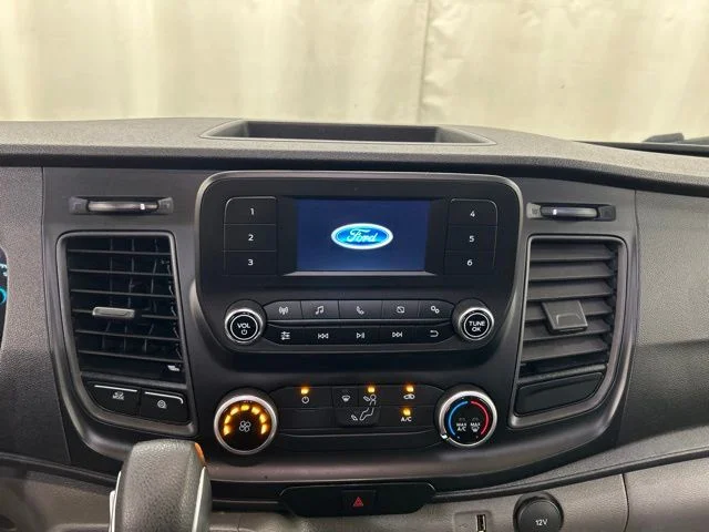 Used 2024  Ford Base image 10