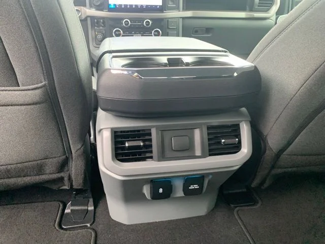 Certified Used 2024 Oxford White Ford XLT image 21