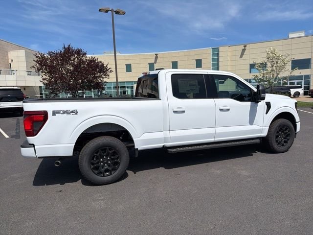 New 2026 White Ford XLT image 3