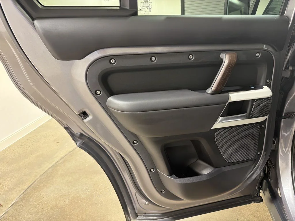 Used 2020 Eiger Gray Metallic Land Rover HSE image 20