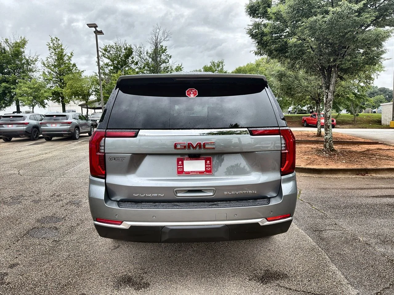 New 2026 Sterling Metallic GMC Elevation image 7