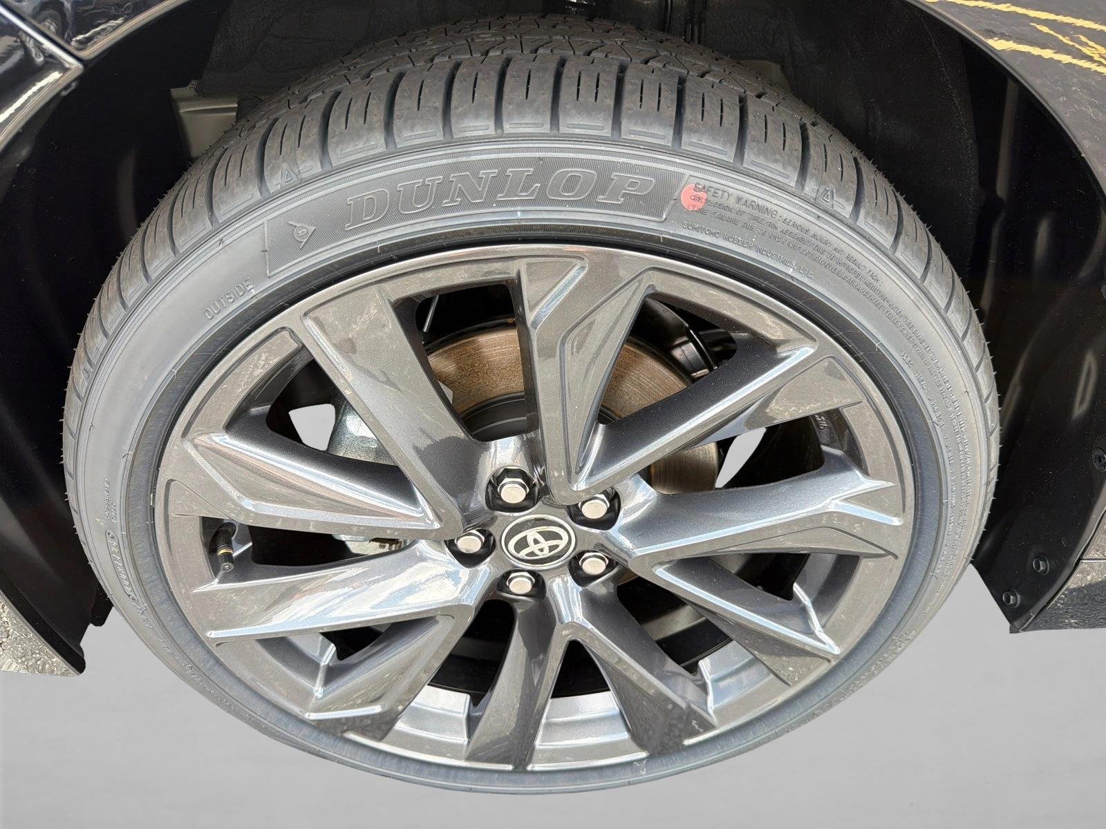 New 2026 Midnight Black Metallic Toyota SE image 11