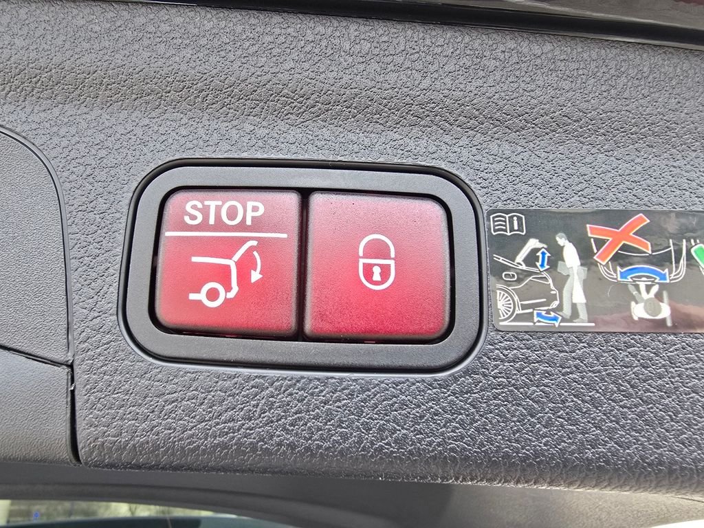 2025 Mercedes-Benz GLE GLE580 - Photo 18