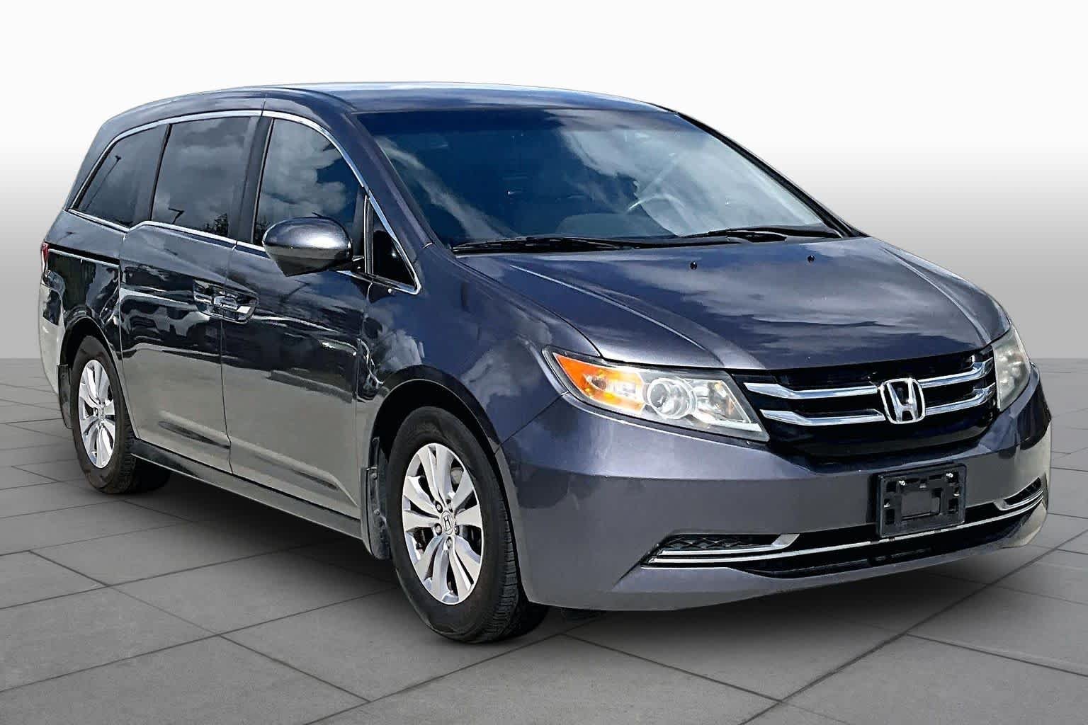 Used 2015 Alabaster Silver Metallic Honda EX image 3