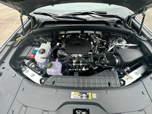 New 2026 Silver Zynith Exterior Paint Jeep Altitude image 27