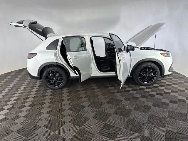 Used 2025 White Honda Sport image 16