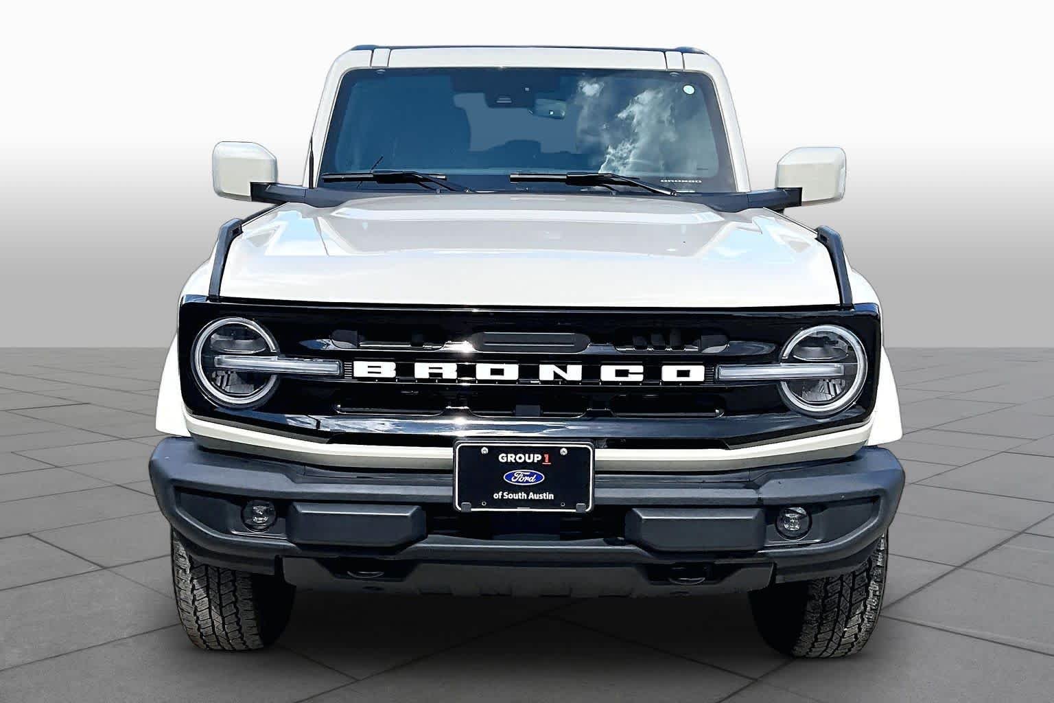 Used 2025 Desert Sand Ford Outer Banks image 7