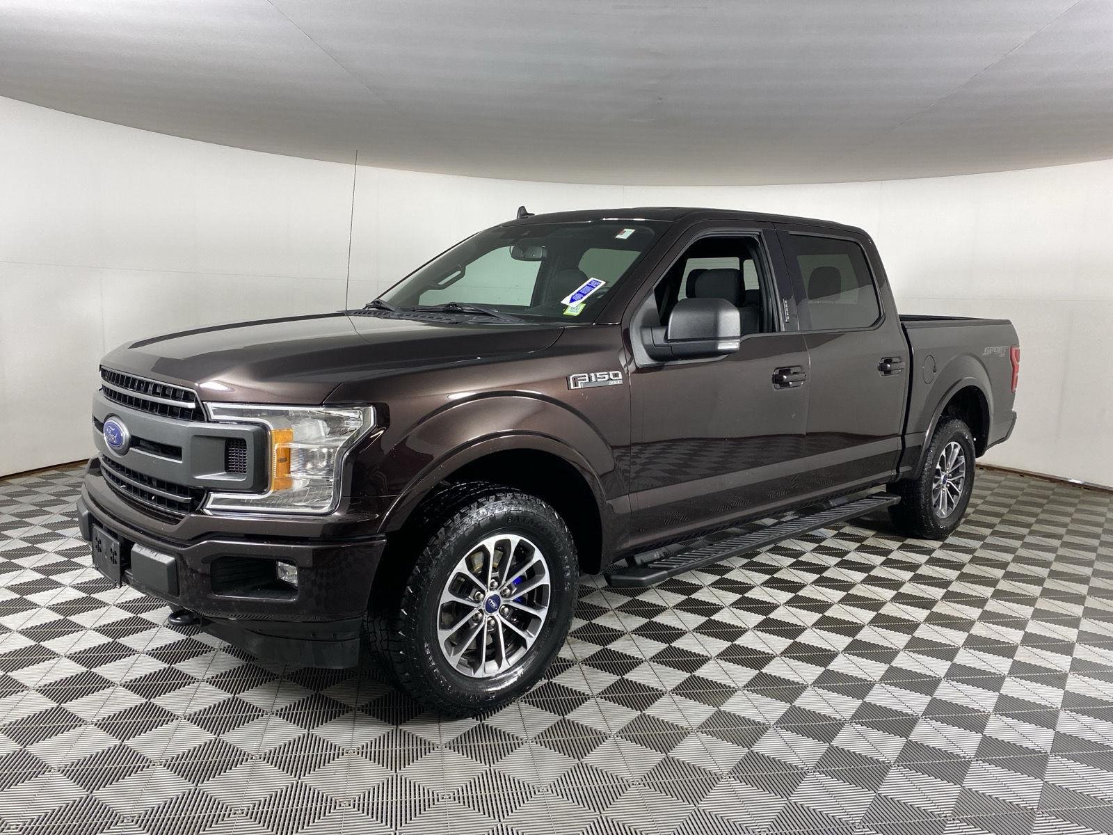 Used 2019 Magma Red Ford XLT image 5