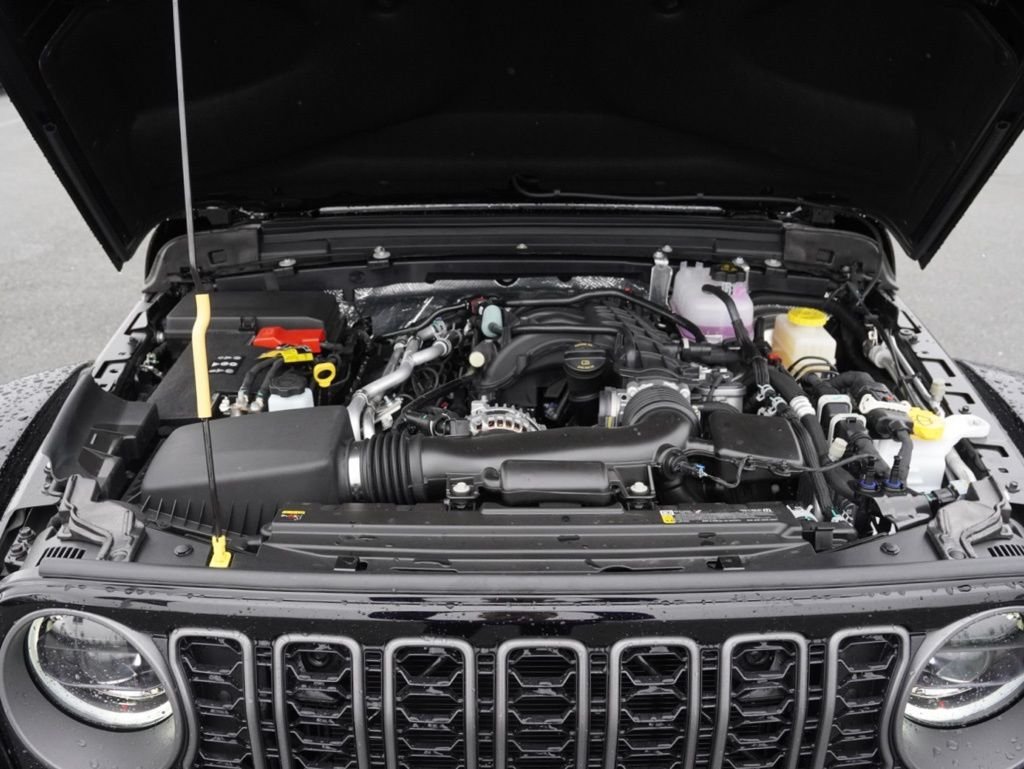 New 2026 Black Clear-Coat Exterior Paint Jeep Rubicon image 27