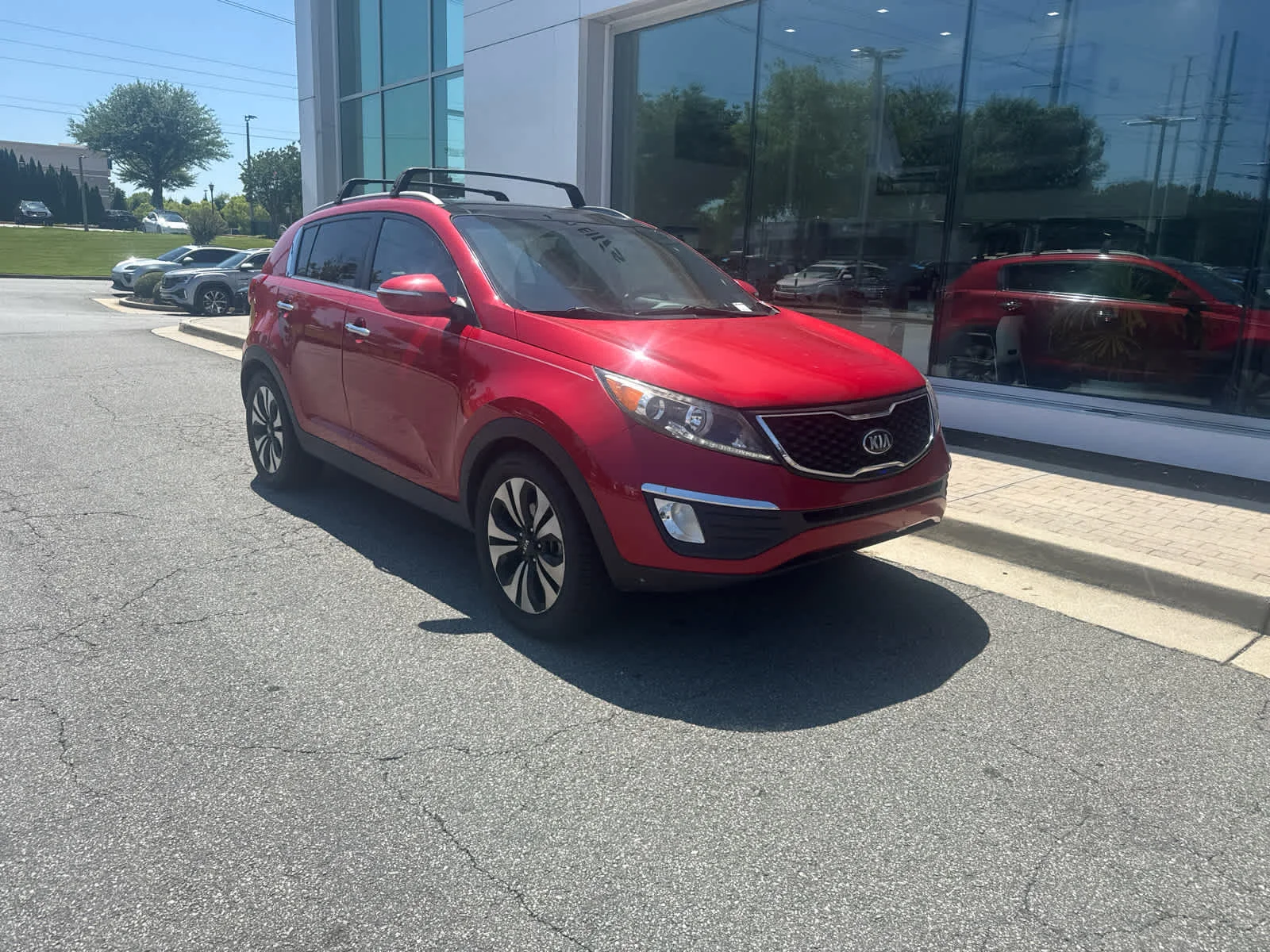 Used 2013 Signal Red Kia SX image 2