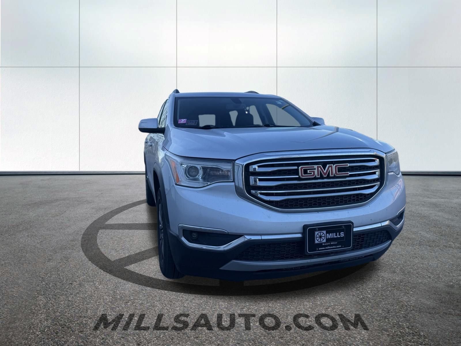 Used 2018 GMC Acadia SLT-1 with VIN 1GKKNULS3JZ230342 for sale in Baxter, Minnesota