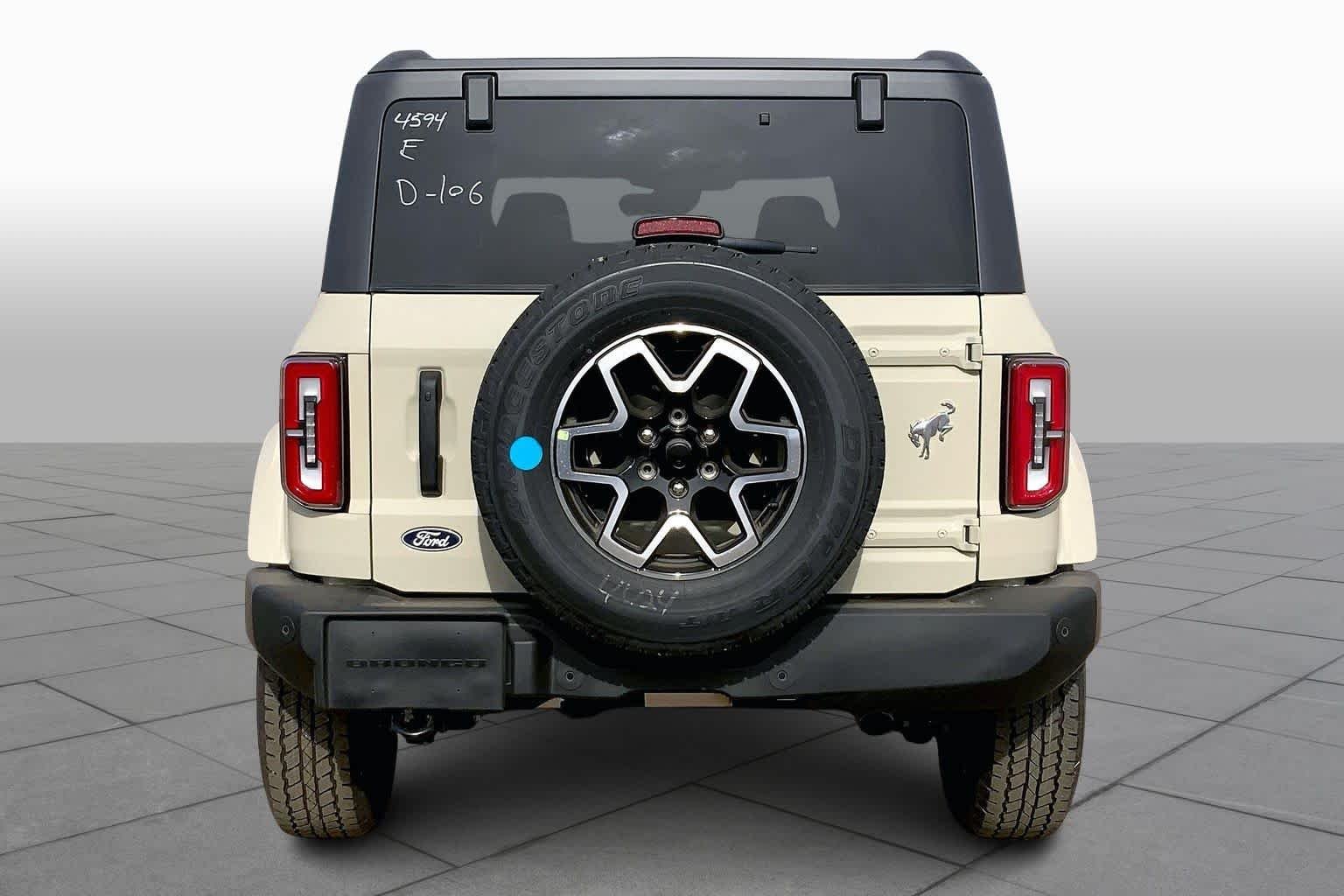 2026 Ford Bronco 4-Door Outer Banks