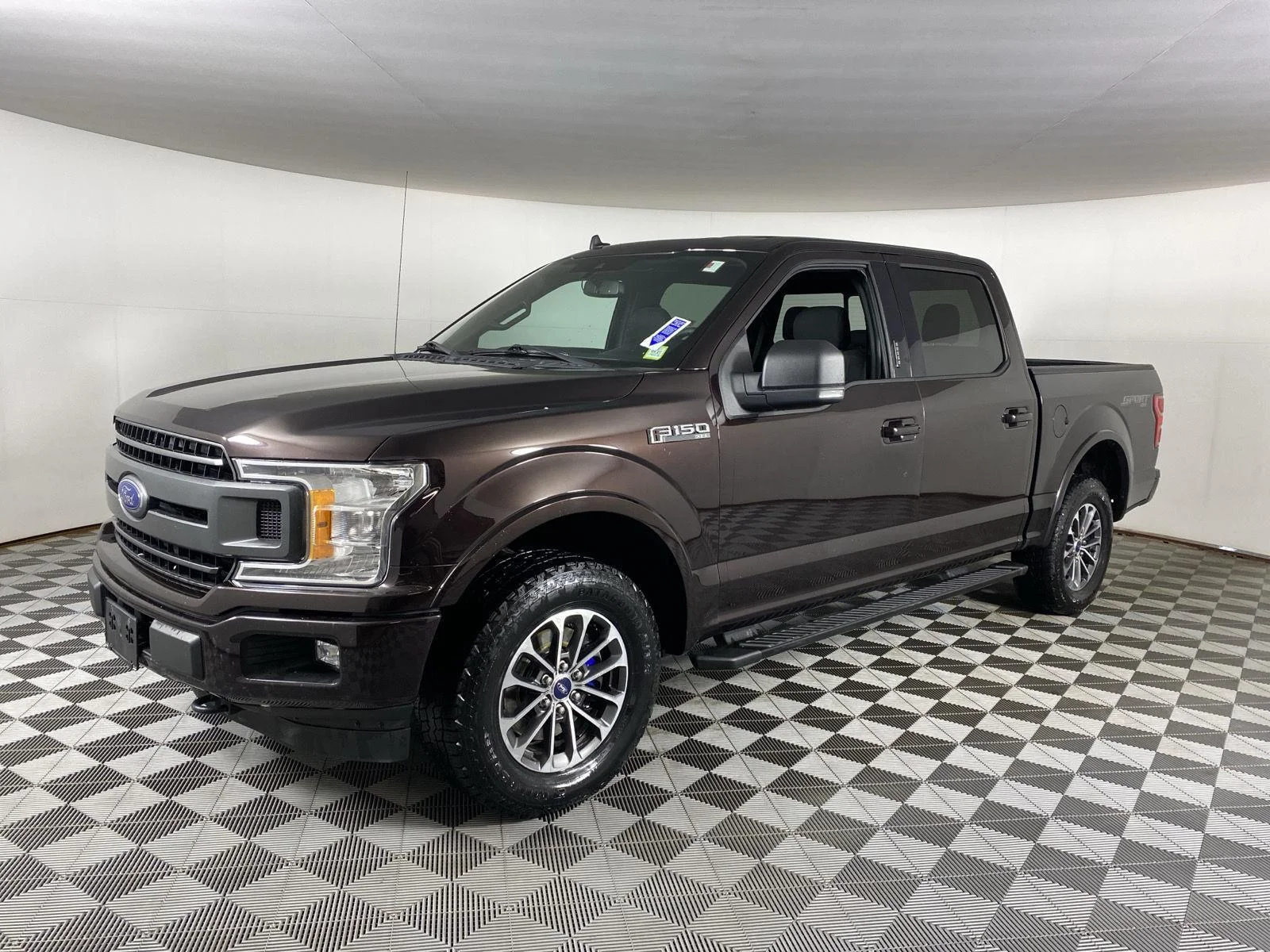 Used 2019 Magma Red Ford XLT image 5