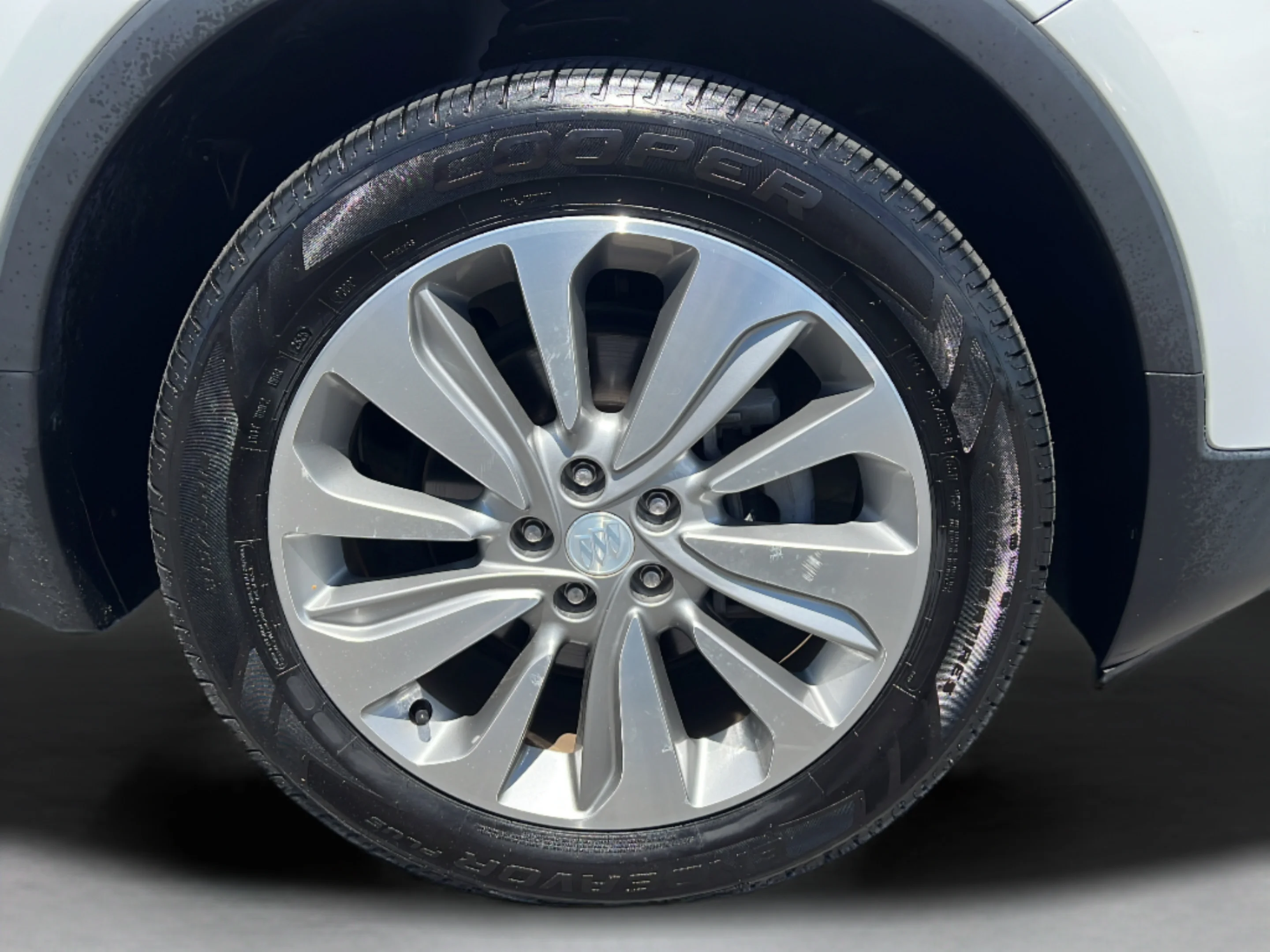 Used 2020 Summit White Buick Preferred image 25