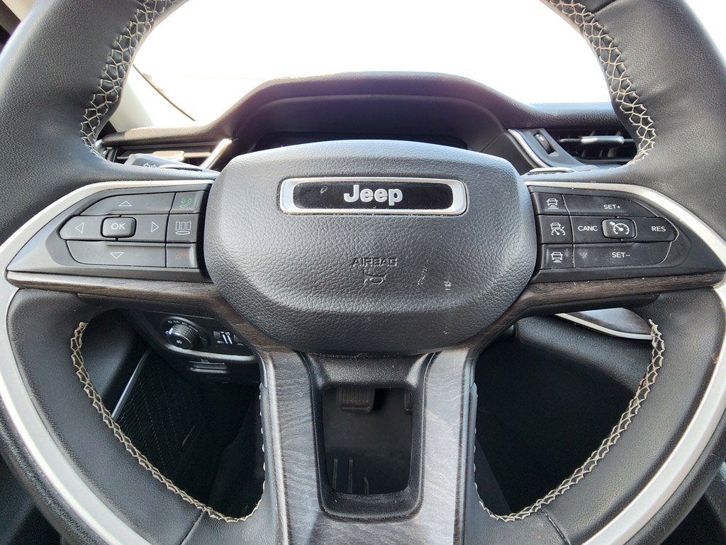 Used 2023 Velvet Red Pearlcoat Jeep 4xe image 18