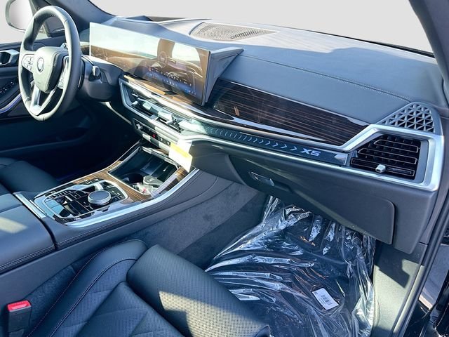 New 2026 Black BMW sDrive40i image 24