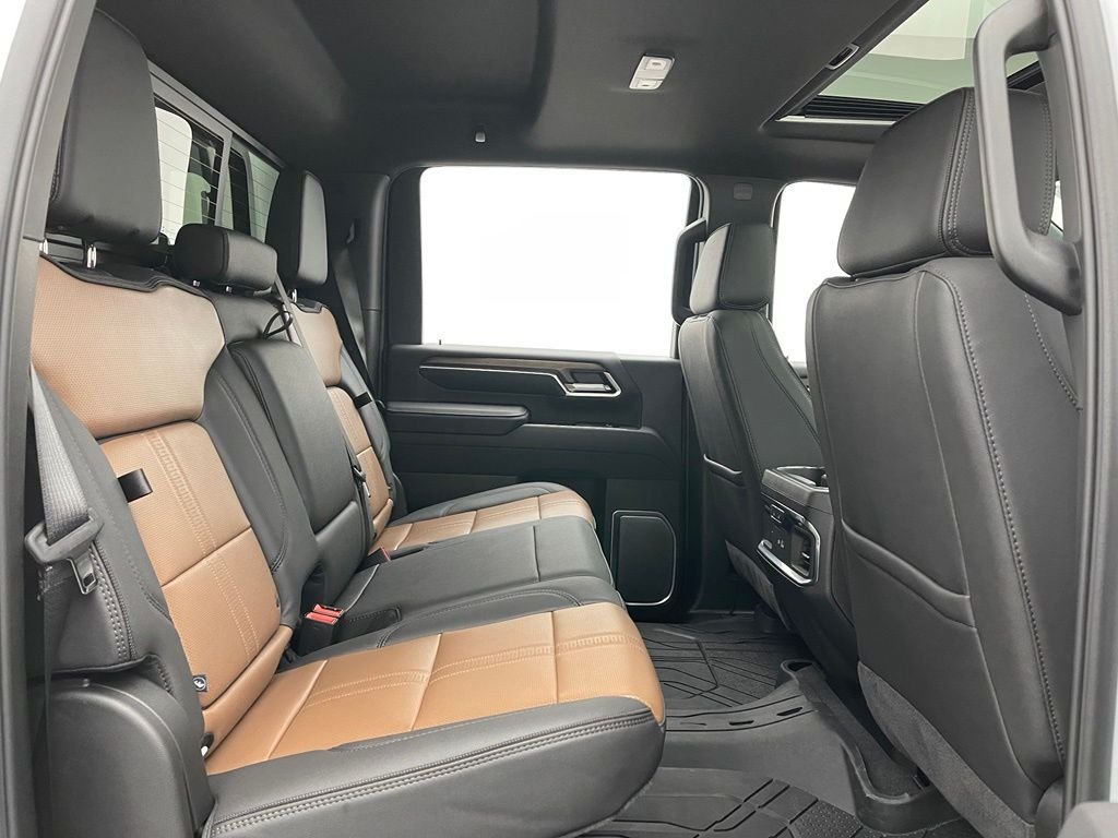 Used 2026 Summit White Chevrolet High Country image 42