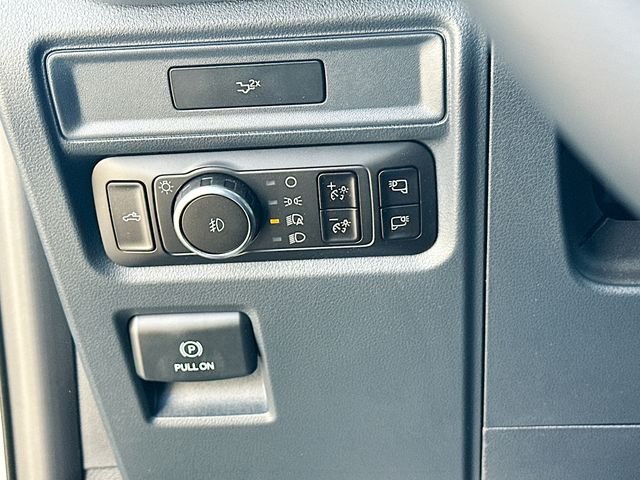 New 2026 Avalanche Ford XLT image 10