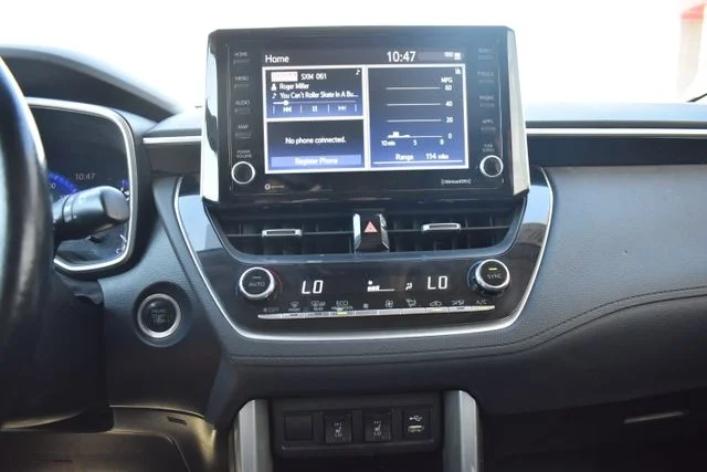 Used 2022 Black Toyota XLE image 27