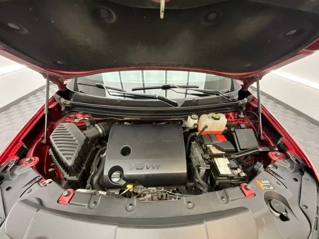 Used 2022 Red Chevrolet Premier image 25