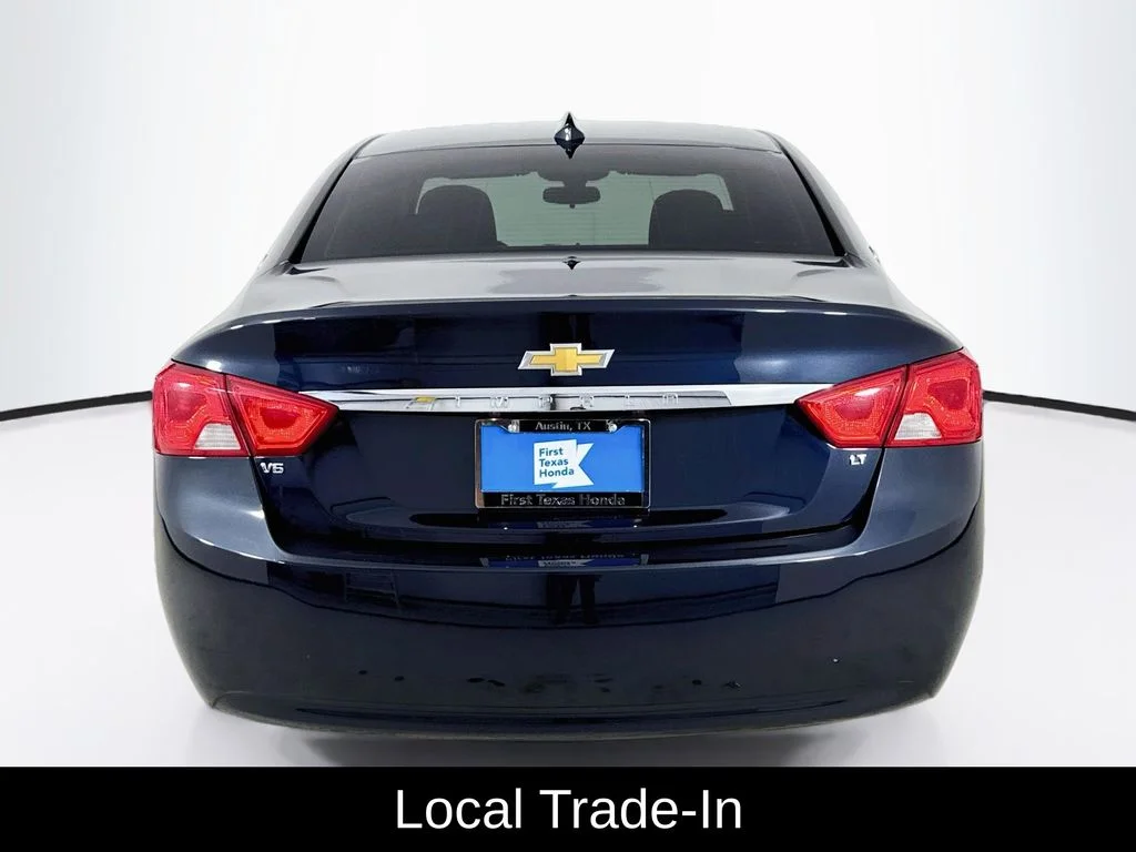 Used 2018 Blue Velvet Metallic Chevrolet LT image 6