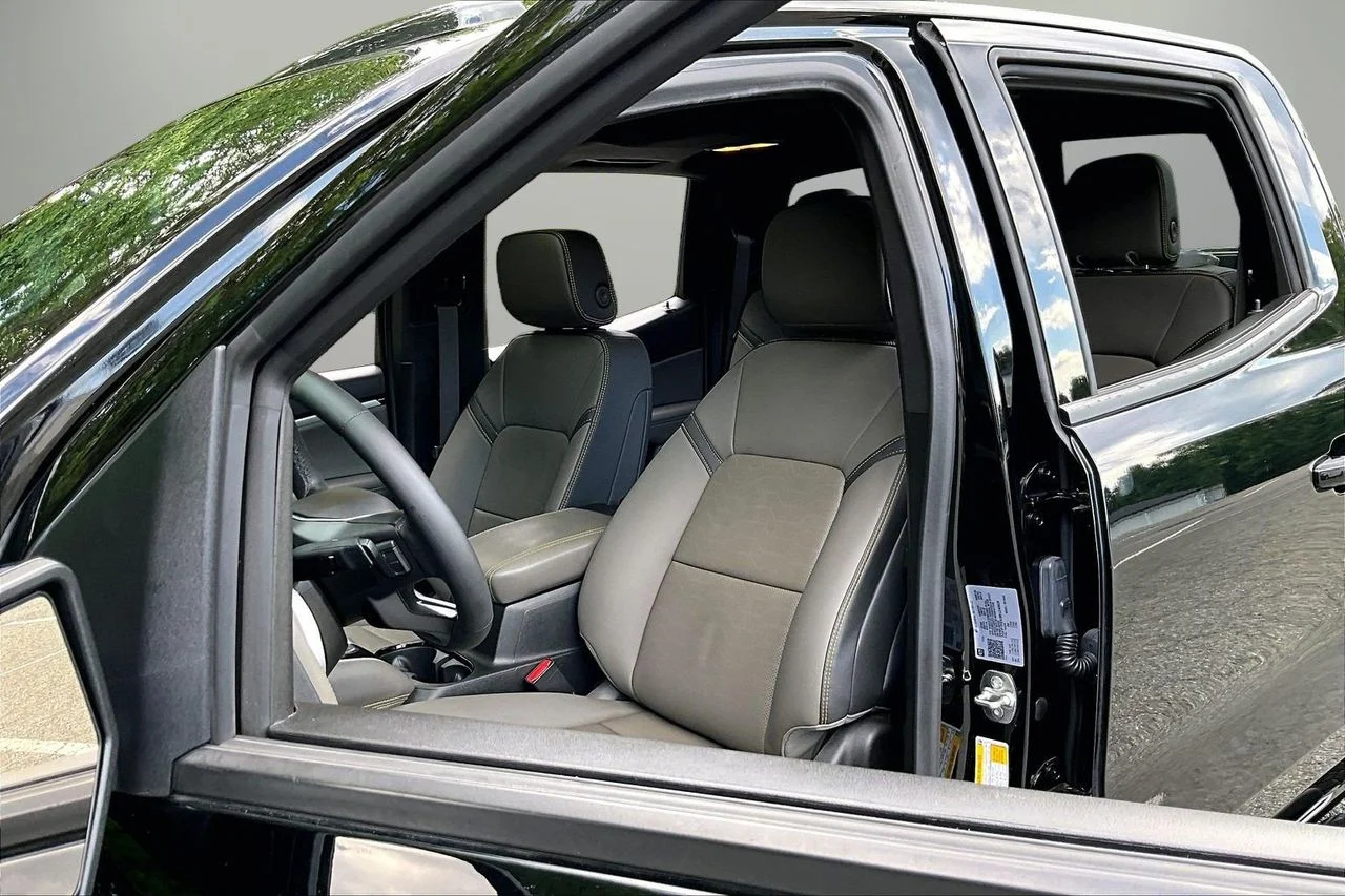 Certified Used 2024 Black Chevrolet ZR2 image 22