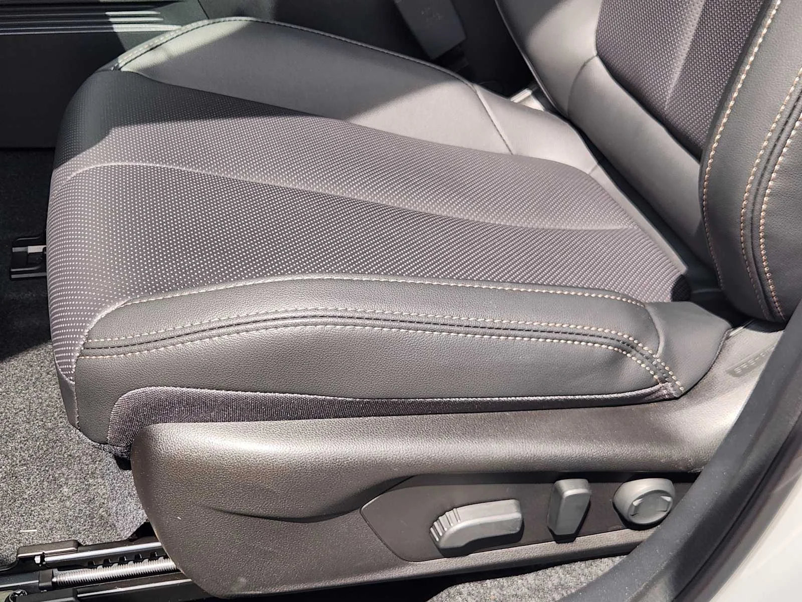 2026 Subaru Outback Limited XT - Photo 17