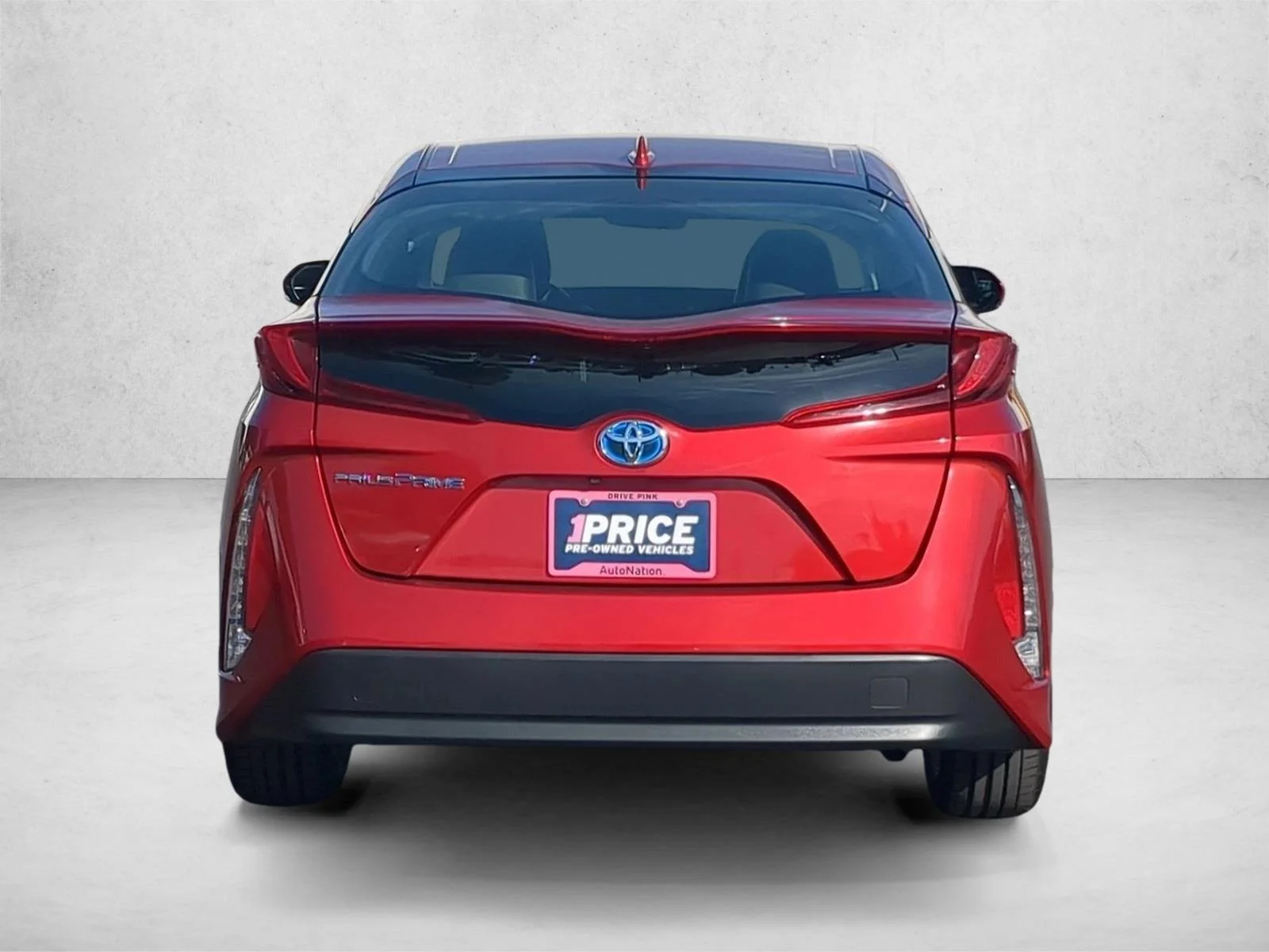 Used 2019 Hypersonic Red Toyota Premium image 7