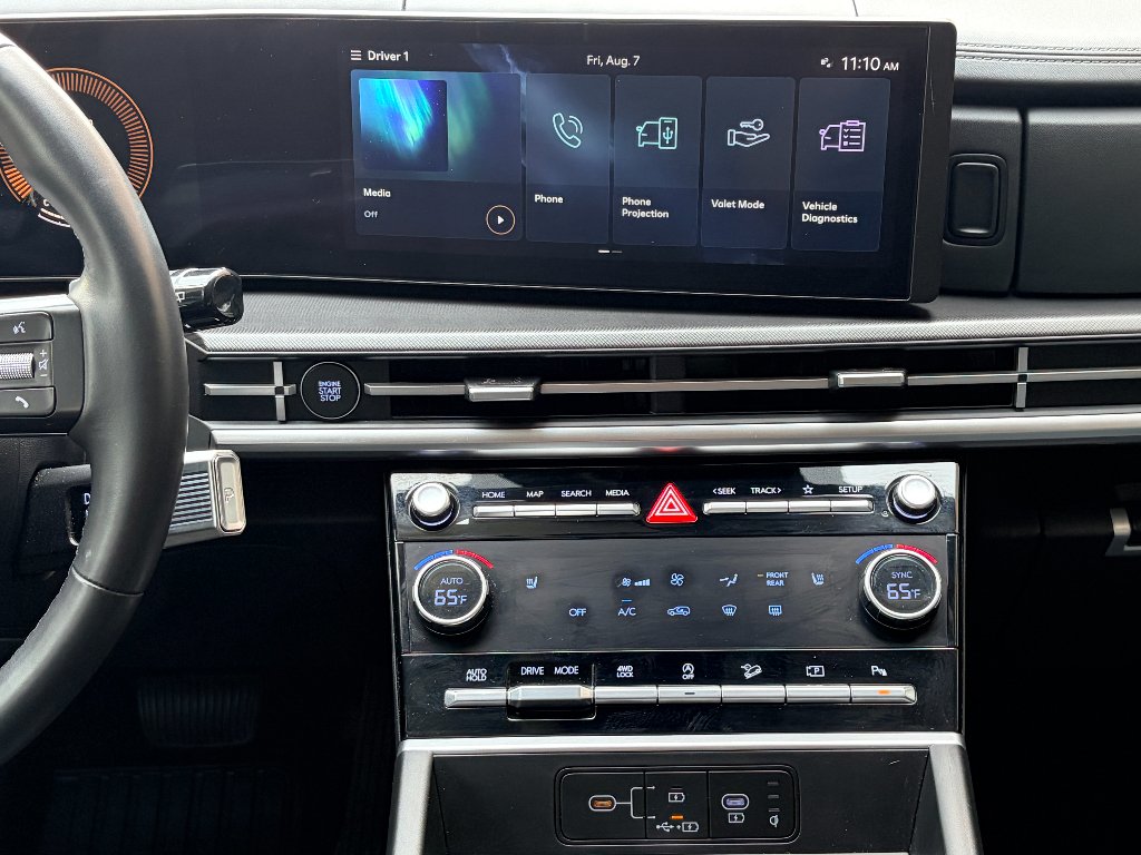 Certified Used 2025 Rockwood Green Hyundai SEL image 15