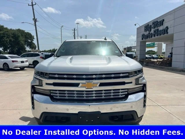 Used 2020 Silver Ice Metallic Chevrolet LT image 2