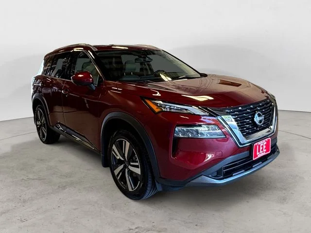 Certified Used 2023 Red Nissan SL image 7