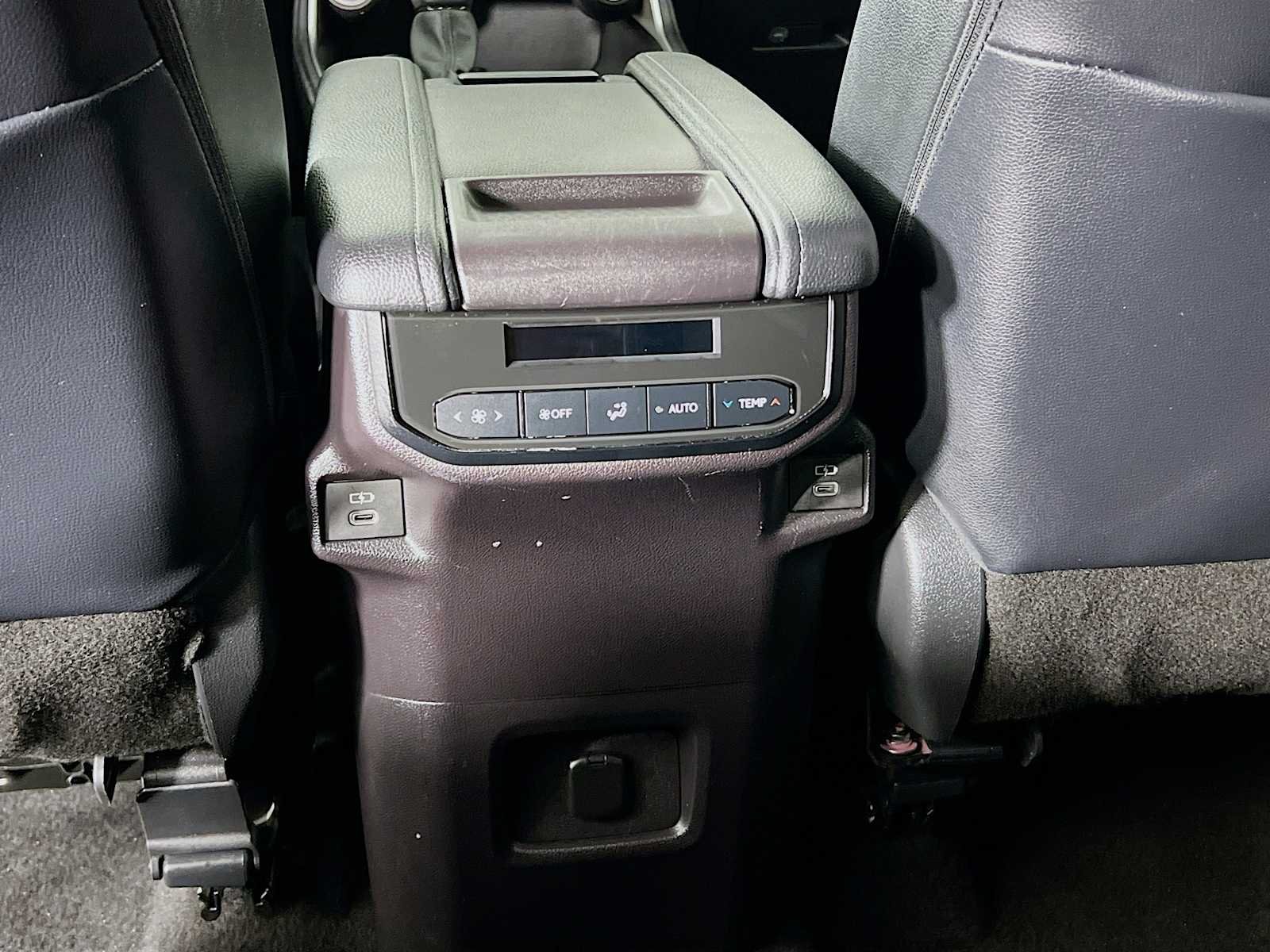 Used 2025 Midnight Black Metallic Toyota XLE image 25