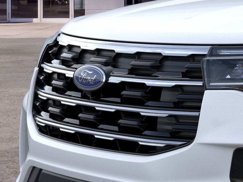 New 2026 Star White Metallic Tri-Coat Ford Active image 17
