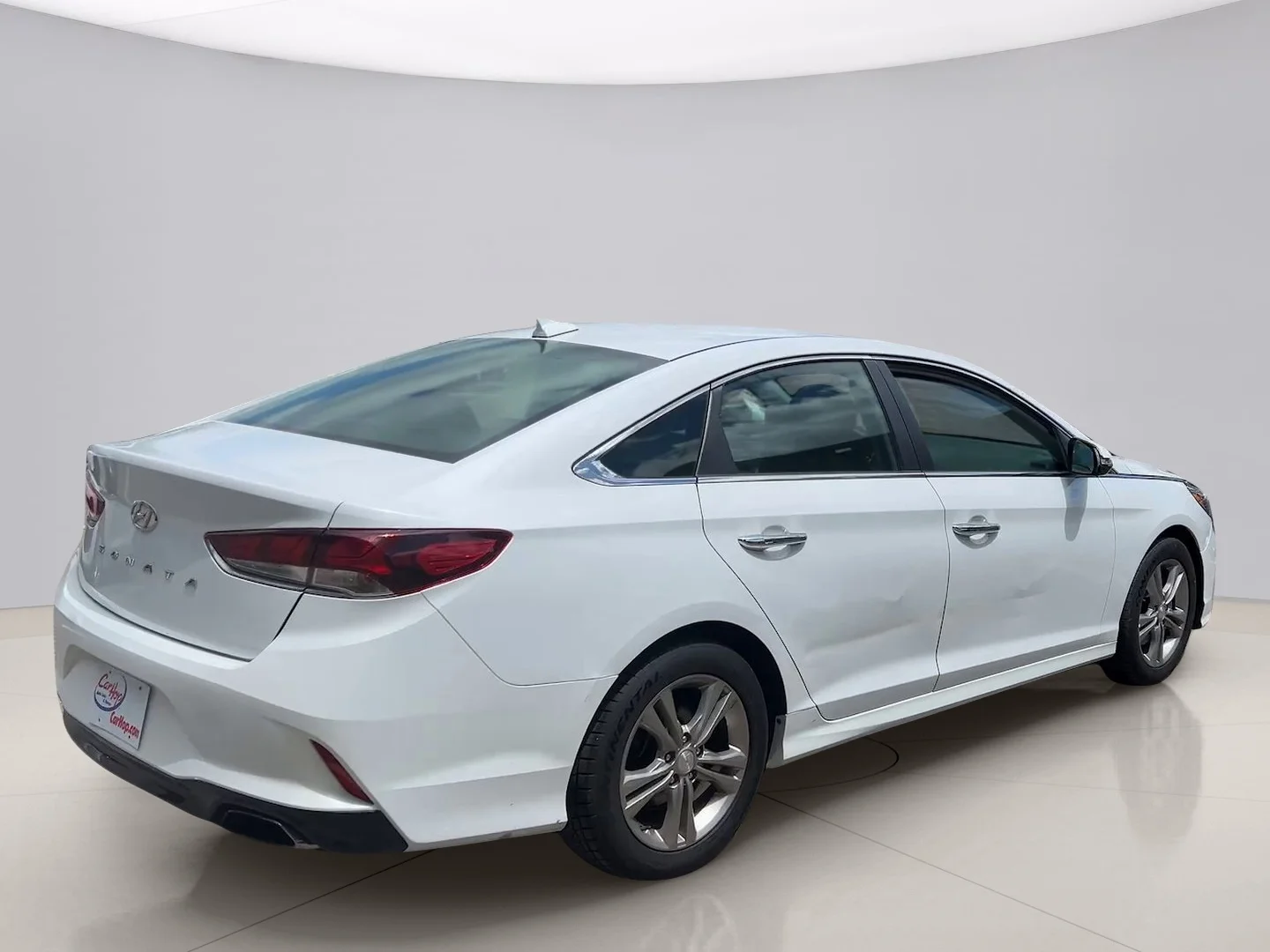 Used 2018 White Hyundai SPORT image 5