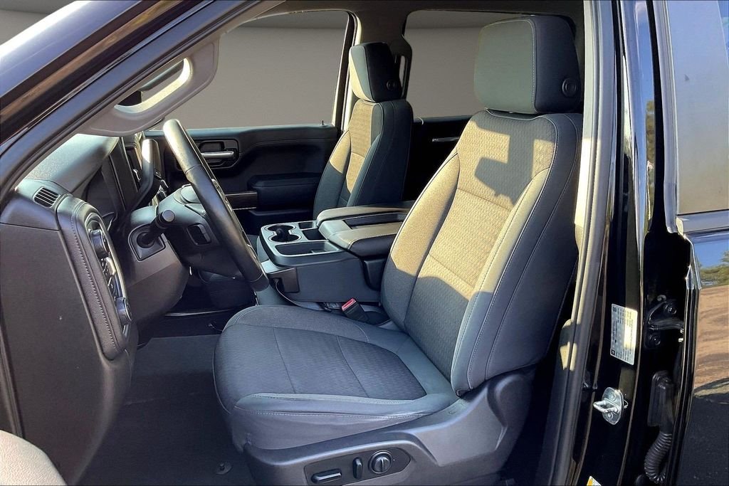 Used 2019 Black Chevrolet LT image 26