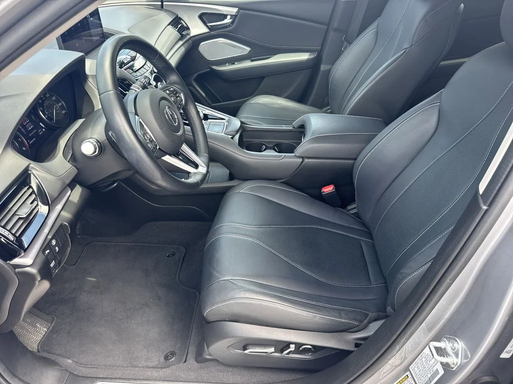 Used 2023 Silver Acura Technology Package image 9