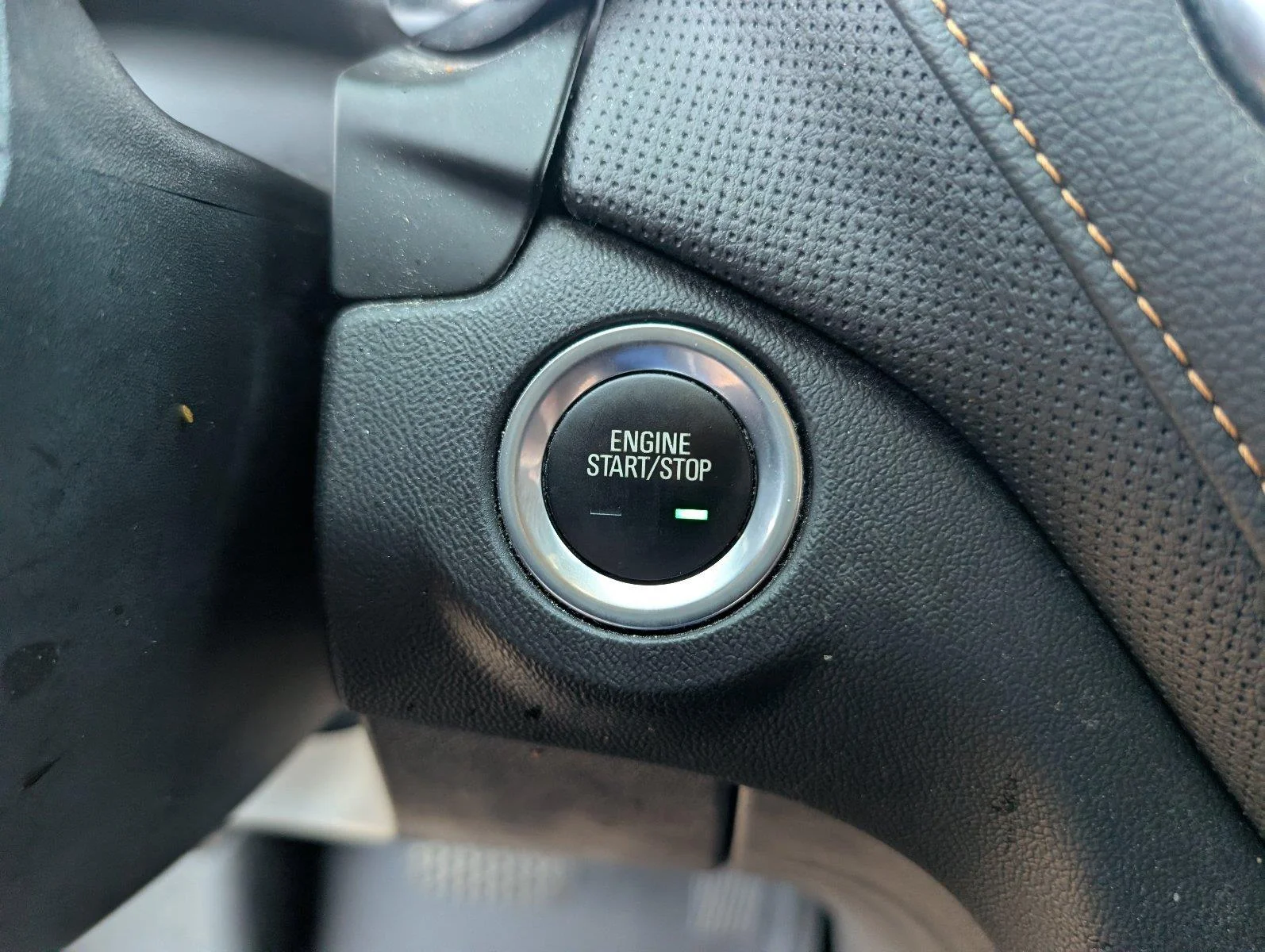 Used 2022 Iron Gray Metallic Chevrolet Premier image 21