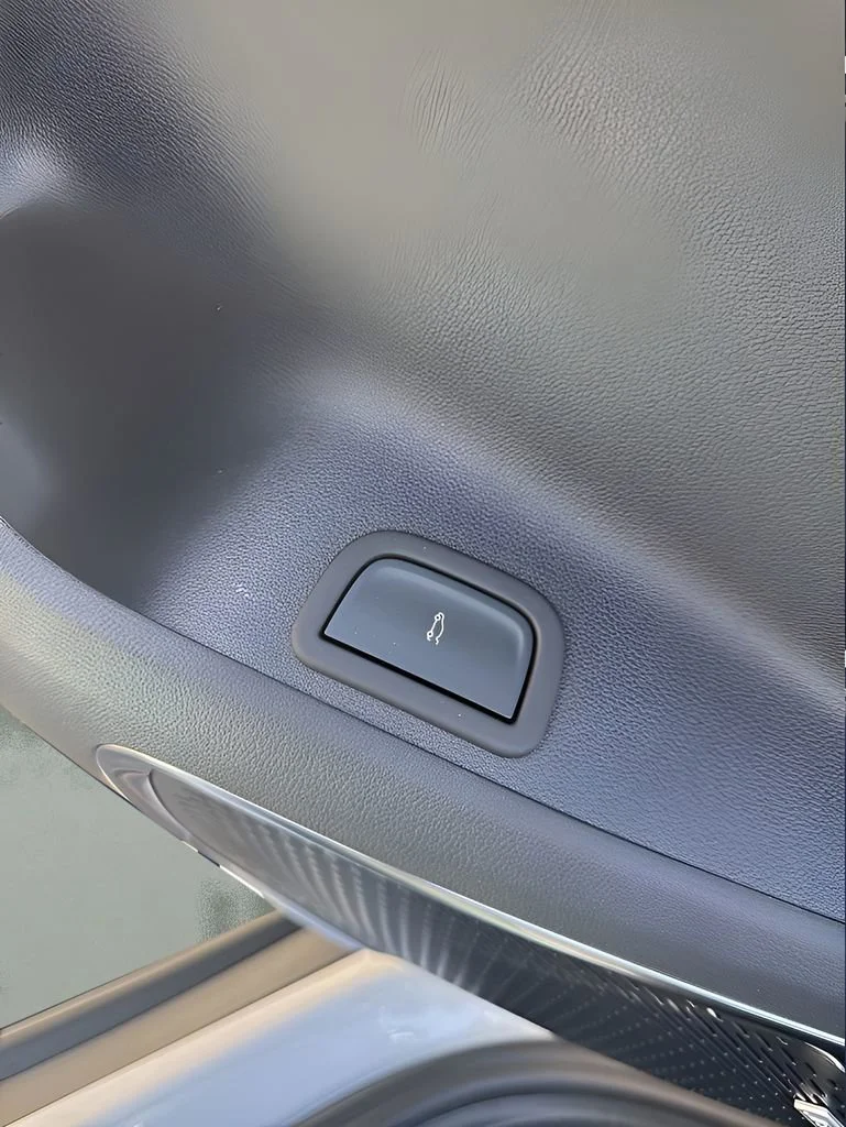 New 2026 Summit White GMC Elevation image 13