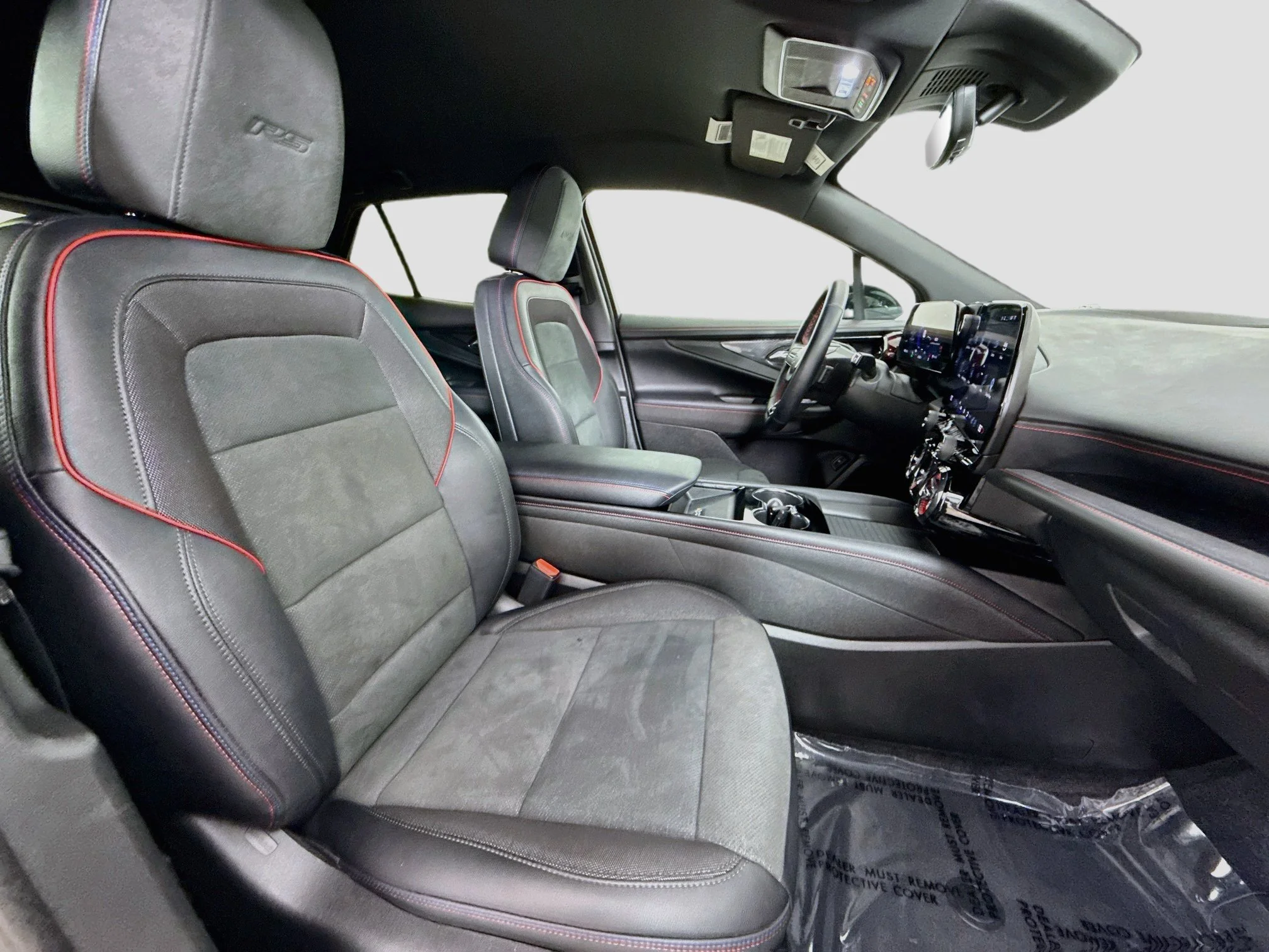 Used 2024 Summit White Chevrolet RS image 30