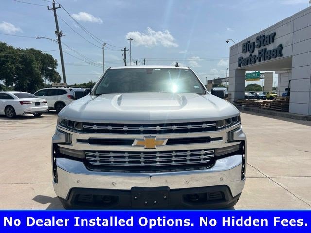 Used 2020 Silver Ice Metallic Chevrolet LT image 2
