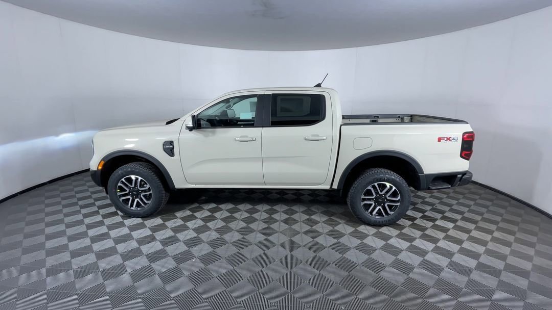 New 2025 Desert Sand Ford Lariat image 6