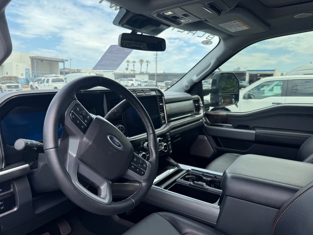 Used 2024 Gray Metallic Ford Lariat image 6