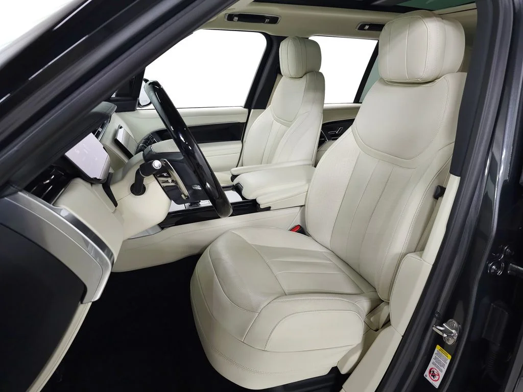 Certified Used 2024 Gray Land Rover SE image 18