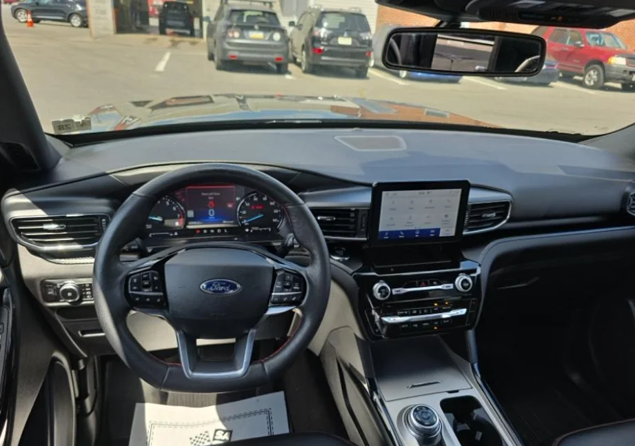 Used 2023 Black Ford ST-Line image 14