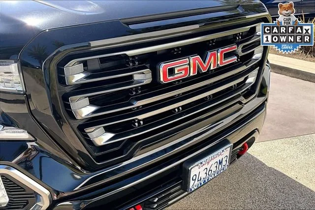 Used 2022 Onyx Black GMC AT4 image 30