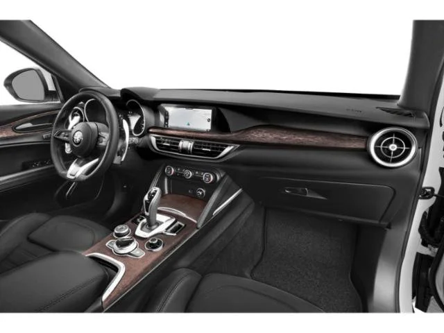 Used 2023 Alfa Rosso Alfa Romeo Ti image 18